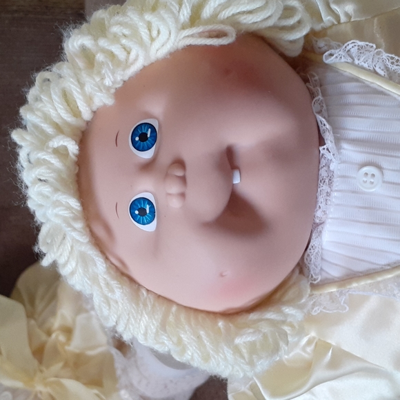 Cabbage Patch dolls - Picture 3 of 9